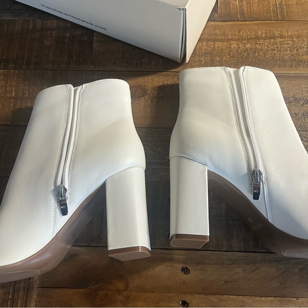 Marc Fisher Nebula Square Toe Bootie Size 9 - Picture 7 of 9